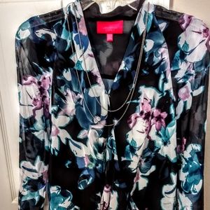 Jennifer Lopez floral blouse